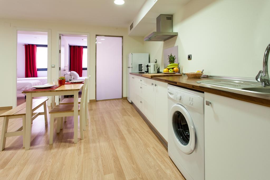 Apartments Ole - Albareda 24 Sevilha Quarto foto