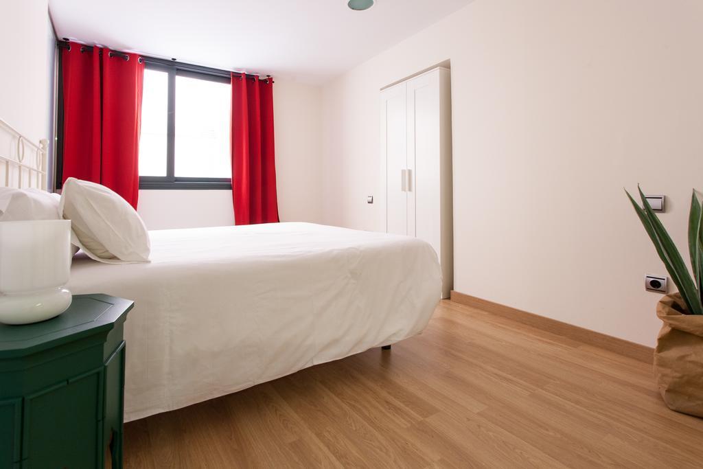 Apartments Ole - Albareda 24 Sevilha Quarto foto