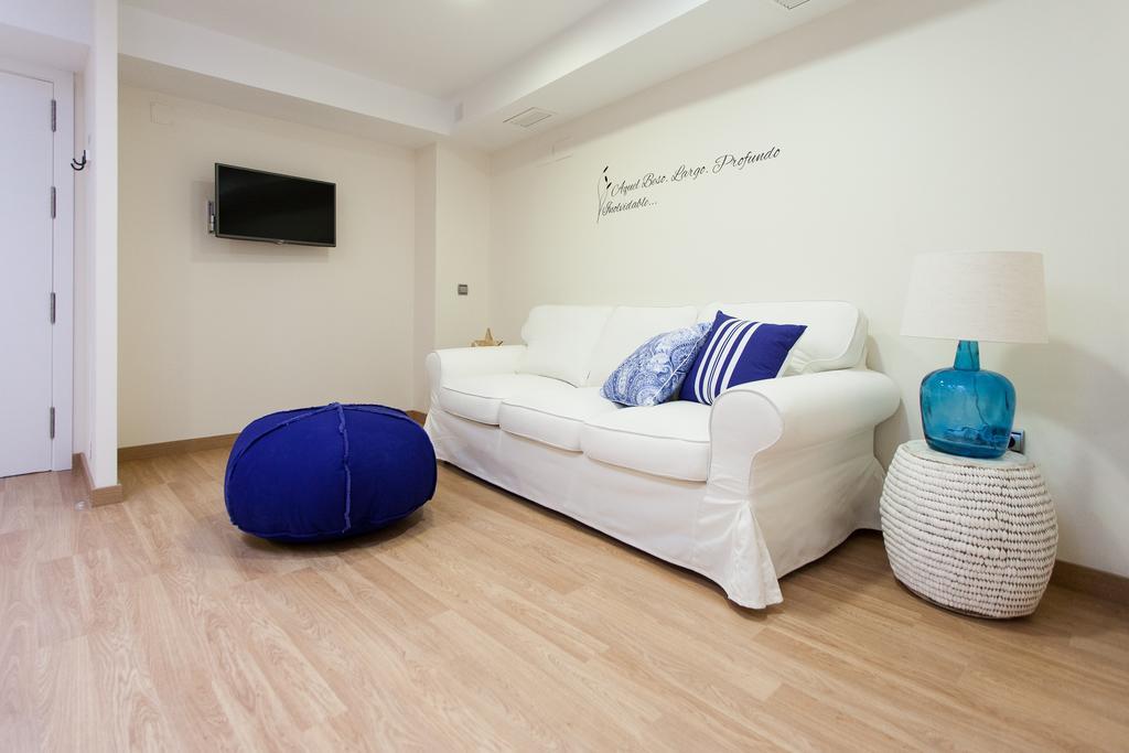 Apartments Ole - Albareda 24 Sevilha Quarto foto