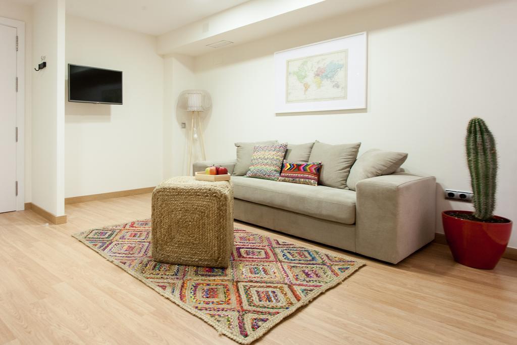 Apartments Ole - Albareda 24 Sevilha Quarto foto